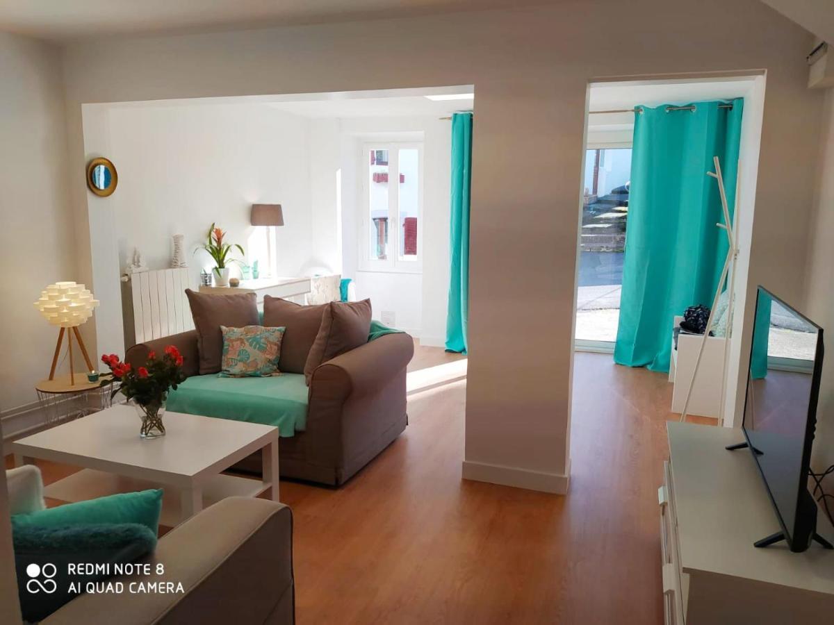 appartement rez de chaussée 2 chambres avec terrasse Cambo-les-Bains Exterior foto